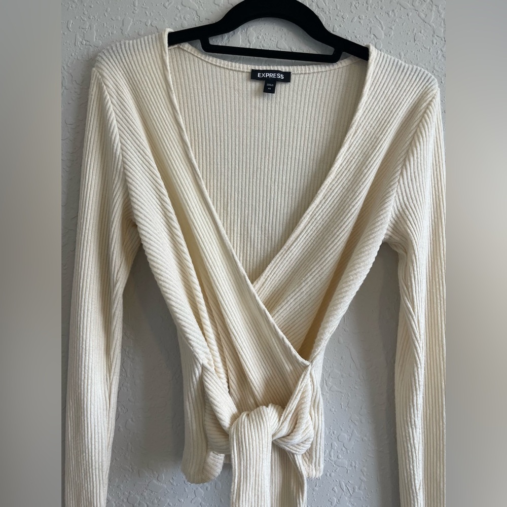Express Cream Ribbed Wrap Top - Picture 5 of 9